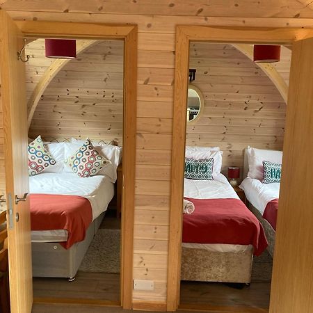 Hotel Squirrel Glamping Pod School House Farm Leighton  Esterno foto