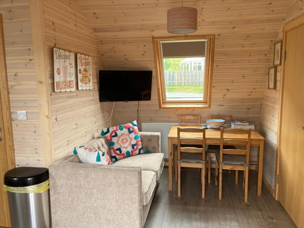 Hotel Squirrel Glamping Pod School House Farm Leighton  Esterno foto