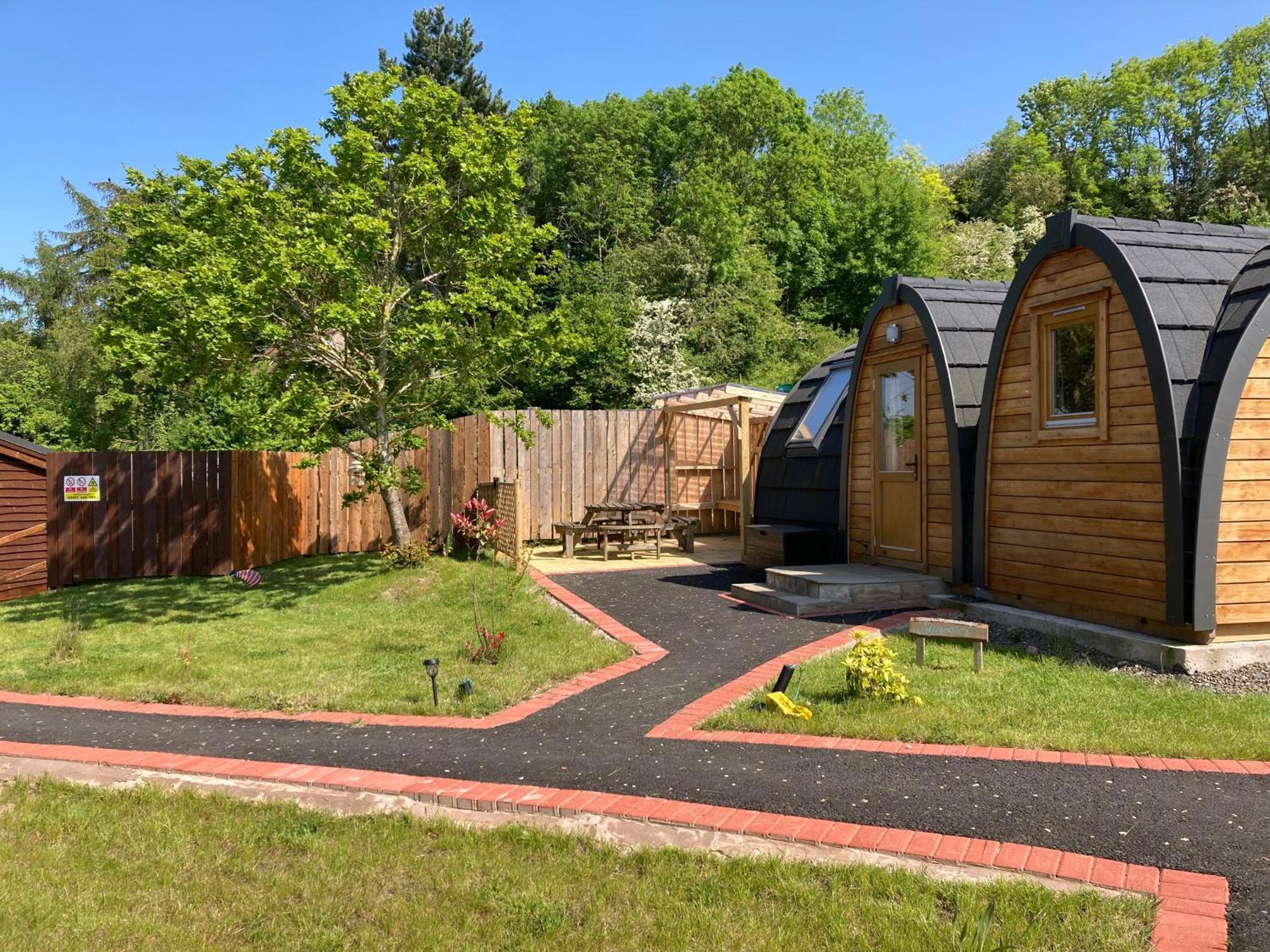 Hotel Squirrel Glamping Pod School House Farm Leighton  Esterno foto